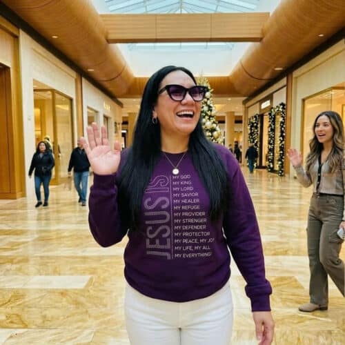 Sudadera Cristiana “Jesús Mi Todo” – Hoodie de Fe con Mensaje Inspirador